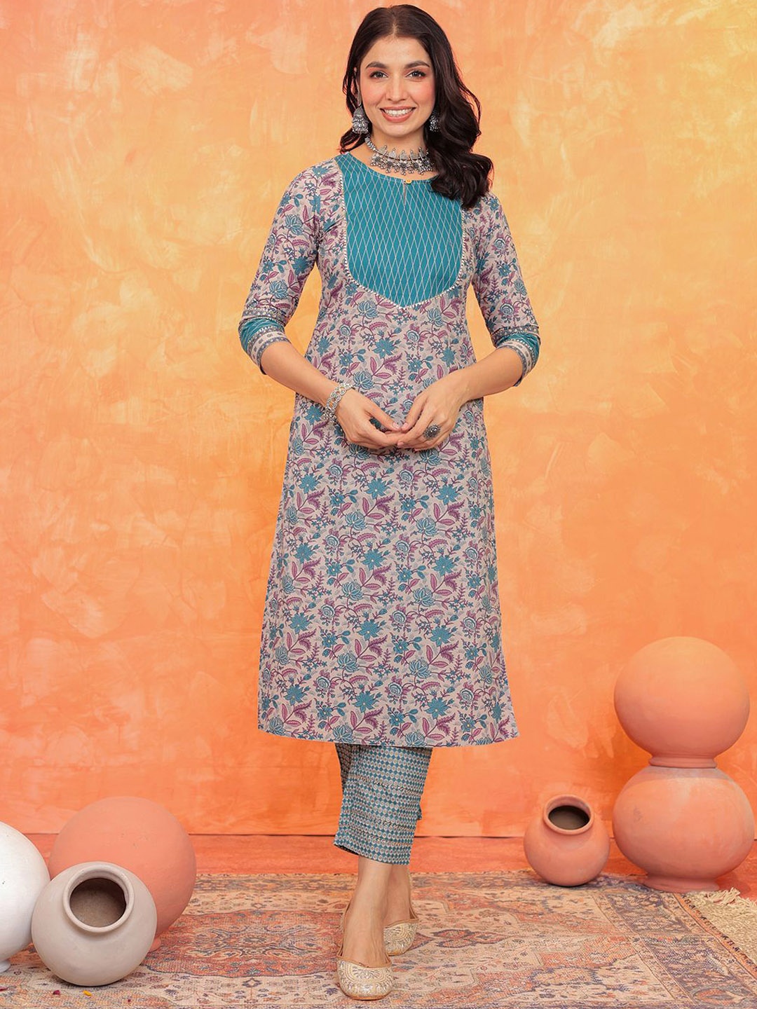 

GULAB CHAND TRENDS Floral Printed Keyhole Neck Pure Cotton Straight Kurta With Trousers, Blue