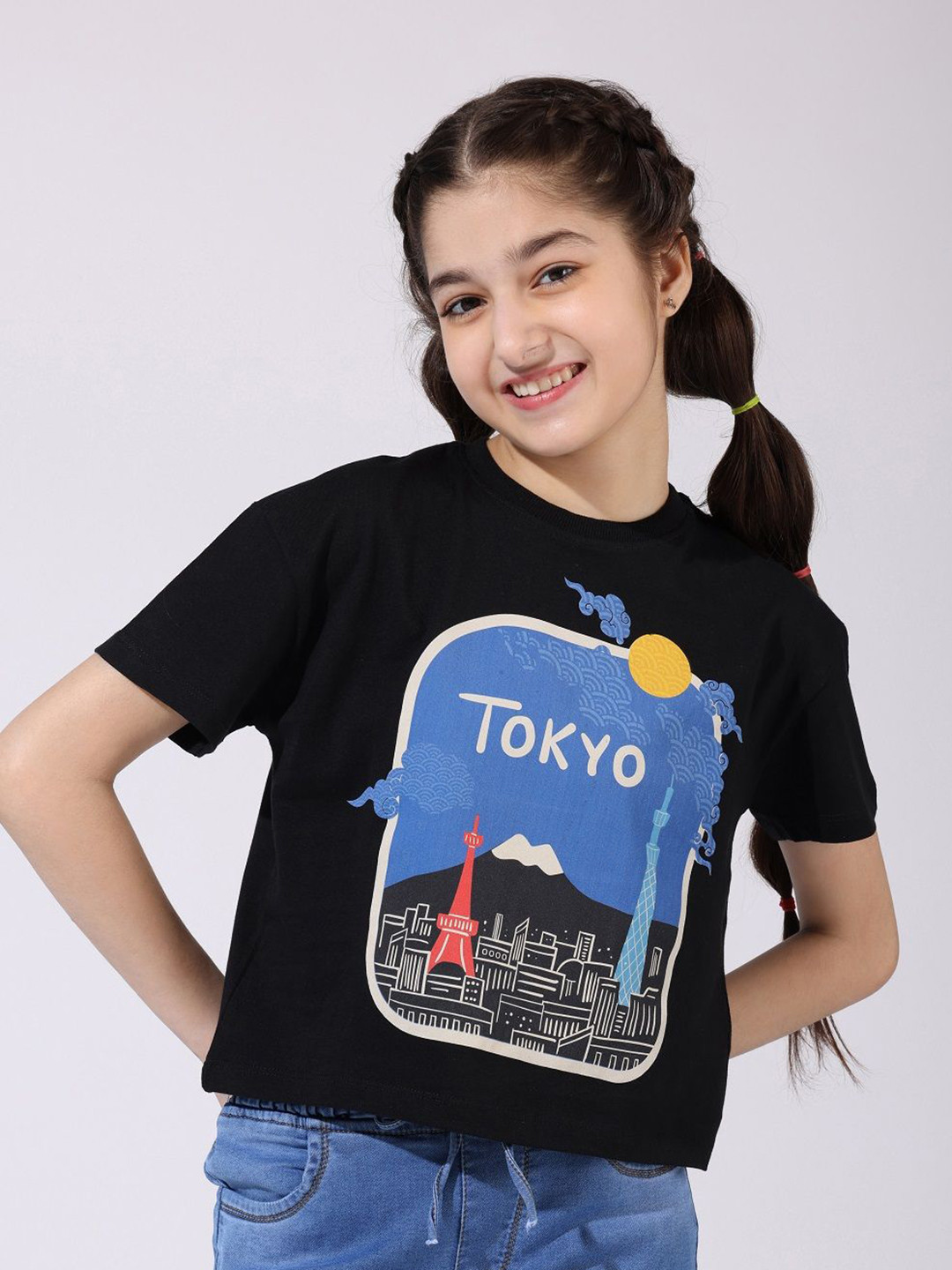 

Wakai Girls Graphic Printed Round Neck Cotton T-shirt, Black