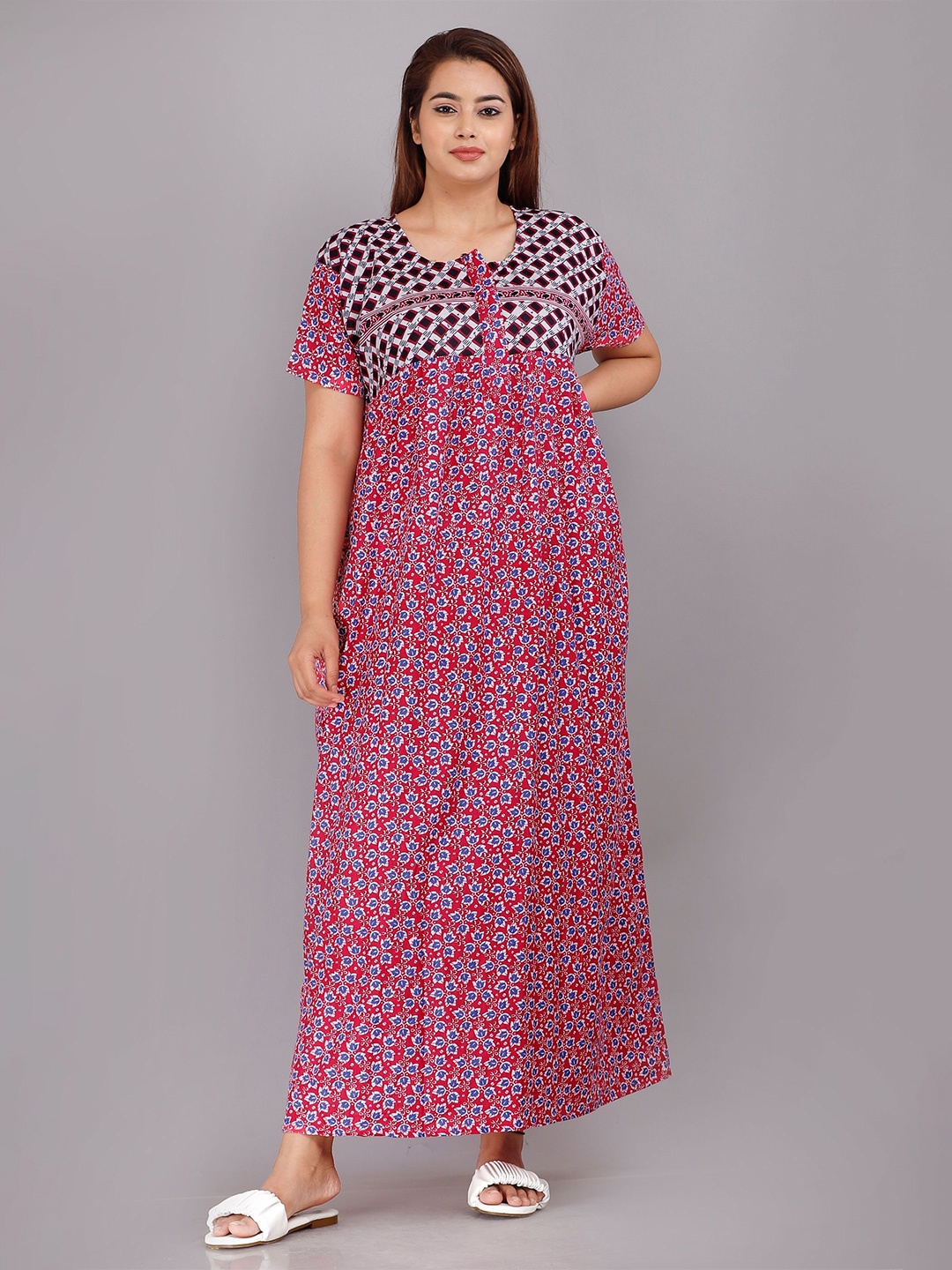 

PR PINK ROYAL Women Printed Pure Cotton Maxi Nightdress