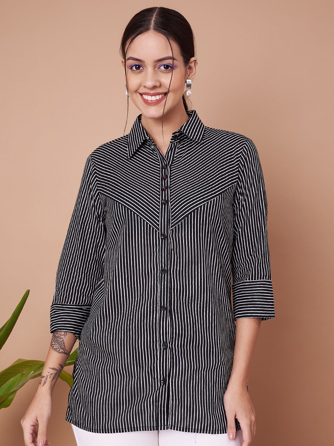 

JAPER KURTI Women Smart Fit Spread Collar Vertical Striped Cotton Casual Shirt, Black