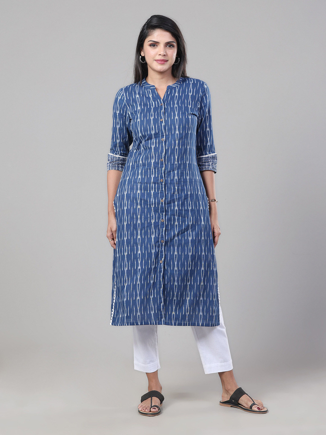

Vismay Abstract Printed Mandarin Collar Dobby Cotton Straight Kurta, Navy blue