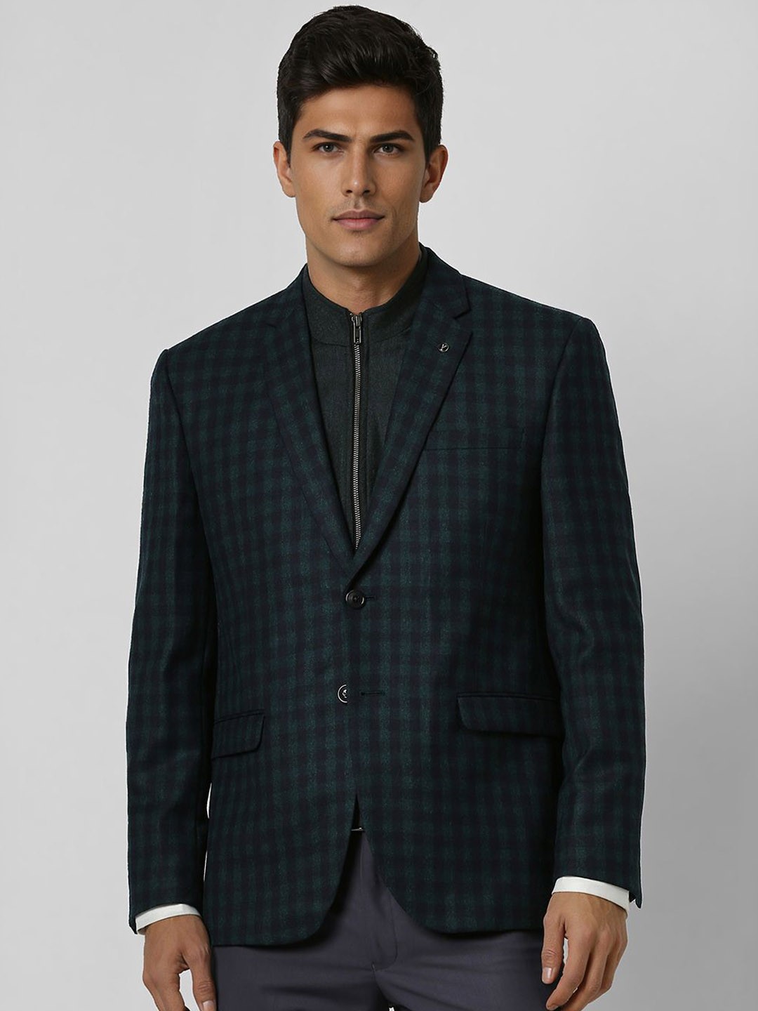 

Van Heusen Checked Woolen Notched Lapel Collar Single Breasted Blazer, Green