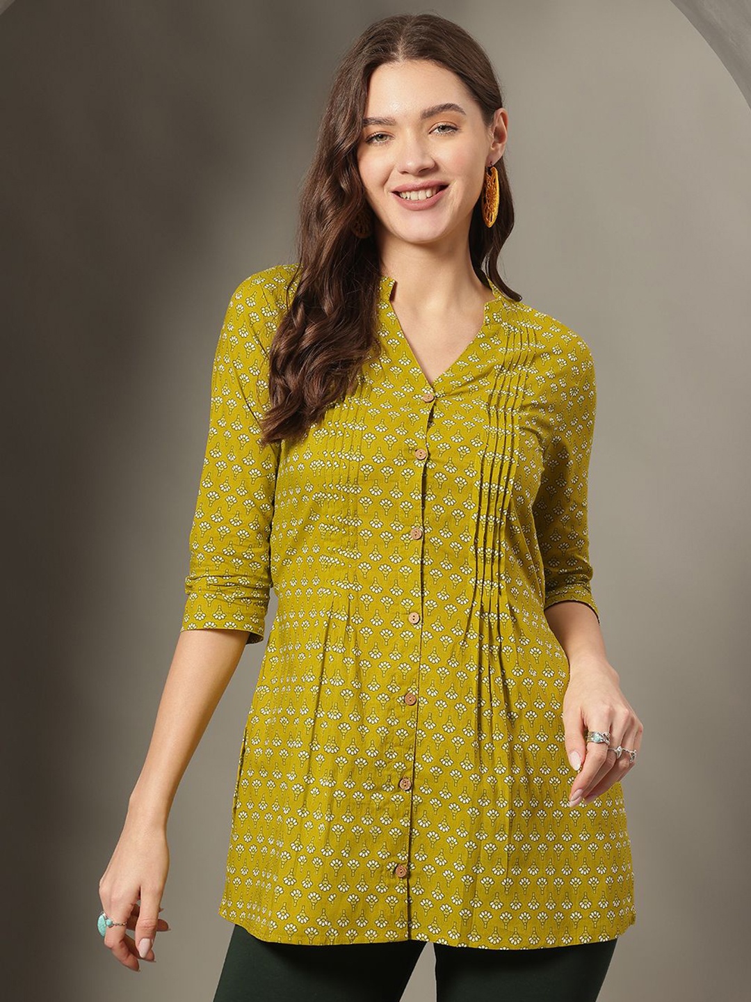 

JANAKDULARI CREATION Women Floral Print Cotton Top, Green