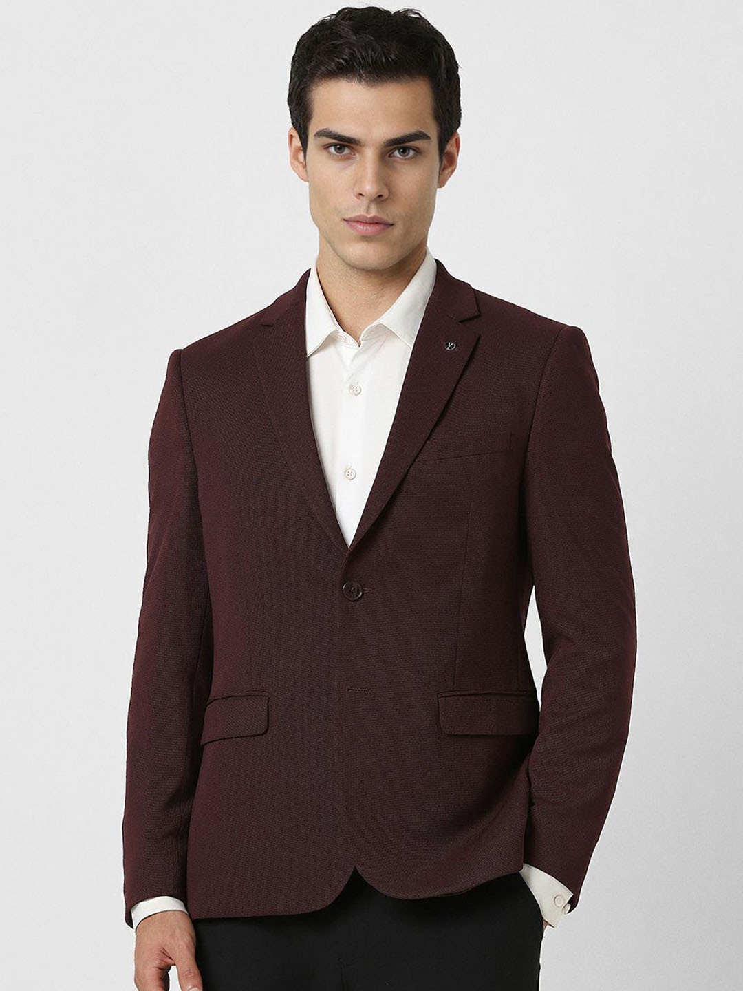 

Van Heusen Textured Slim Fit Long Sleeves Single Breasted Blazer, Maroon