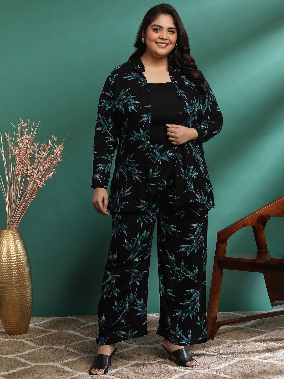 

KALINI Plus Size Floral Printed Pure Cotton Shirt With Palazzo, Green