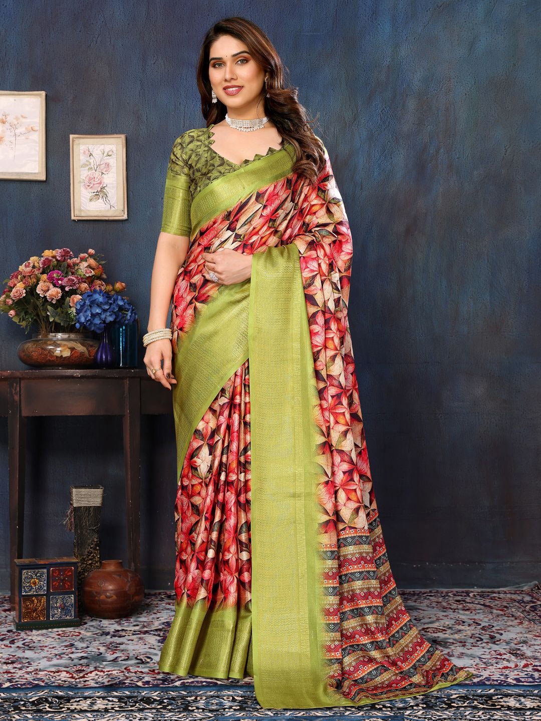 

DIVASTRI Floral Zari Silk Cotton Saree, Red