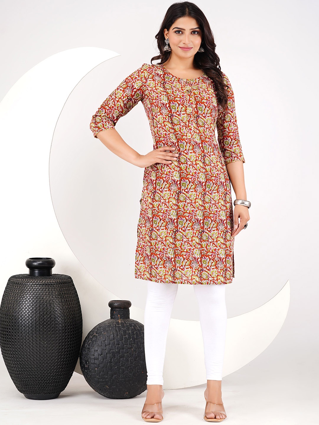 

Moajaza Floral Printed Round Neck Straight Pure Cotton Kurta, Rust