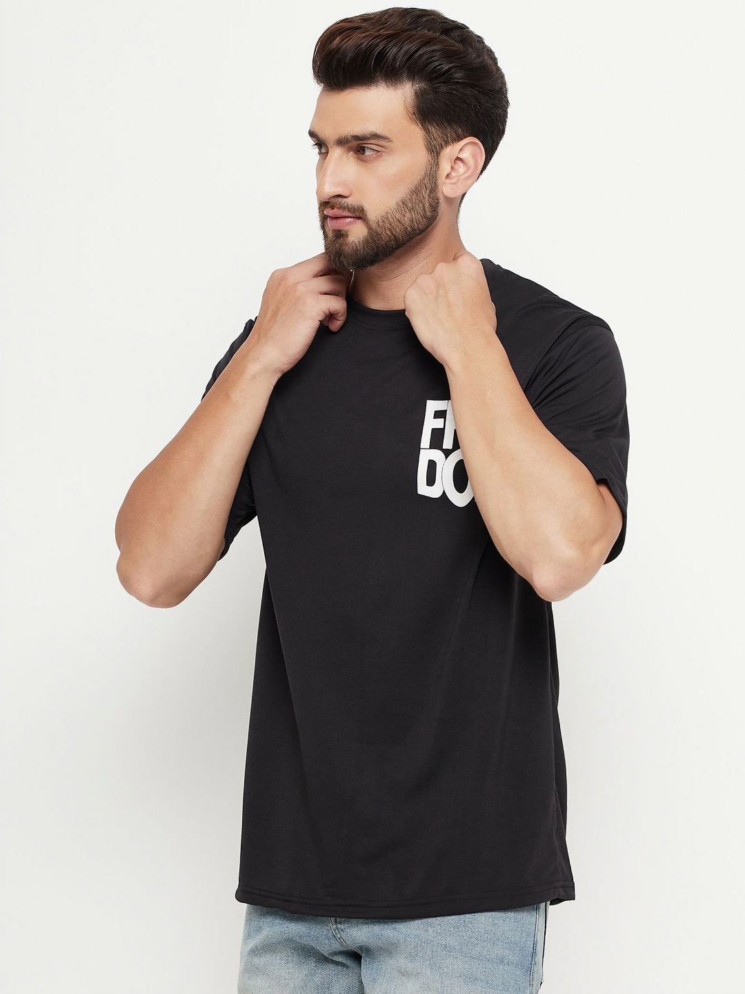 

RELANE Men Typography Printed Round Neck Cotton T-shirt, Black