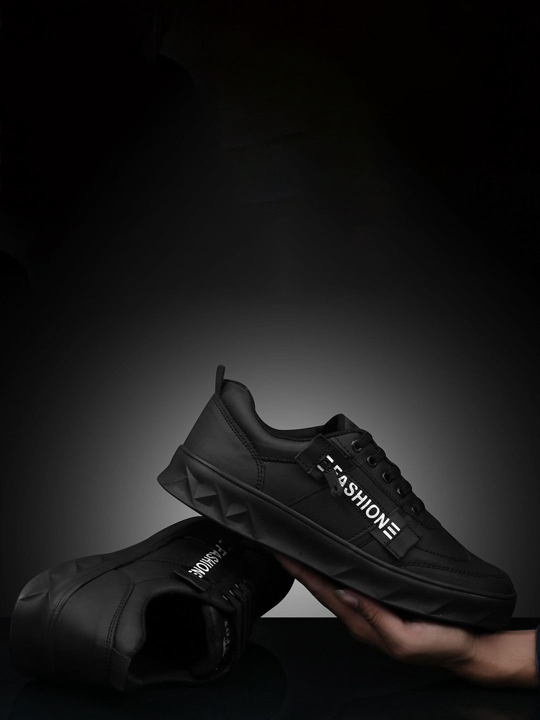 

Big Fox Men Lace-Ups Sneakers, Black