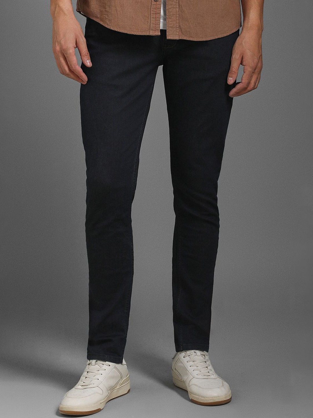 

Louis Philippe Jeans Men Slim Fit Light Fade Jeans, Black