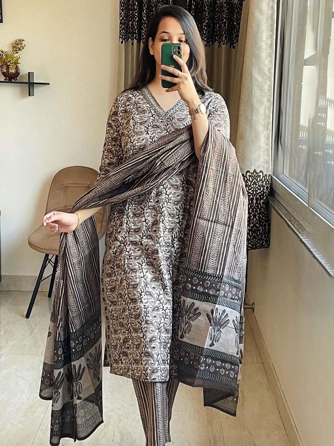 

Moda Rapido Paisley Printed V Neck Straight Kurta With Trousers And Dupatta, Grey