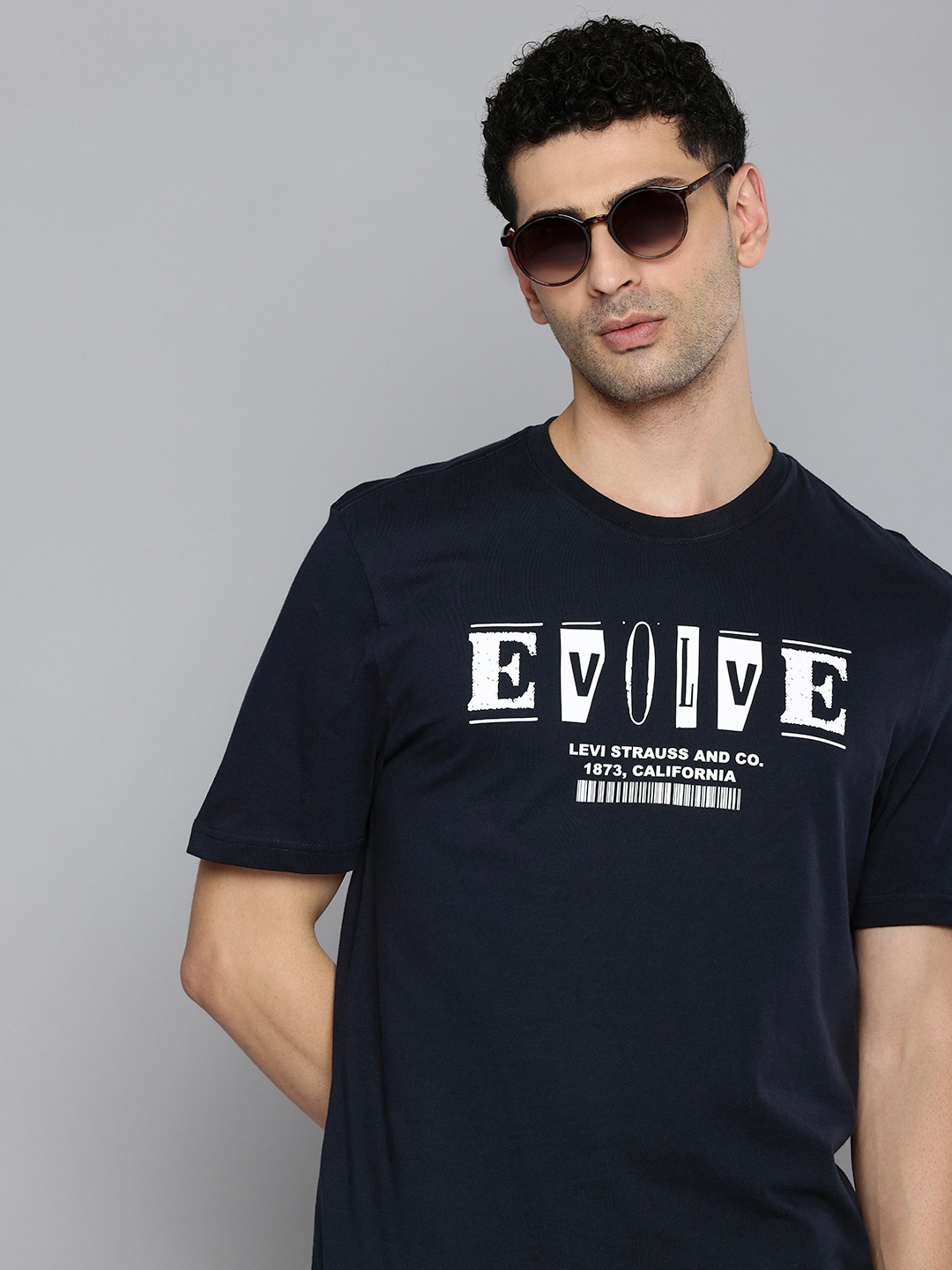 

Levis Typography Printed Pure Cotton T-shirt, Navy blue
