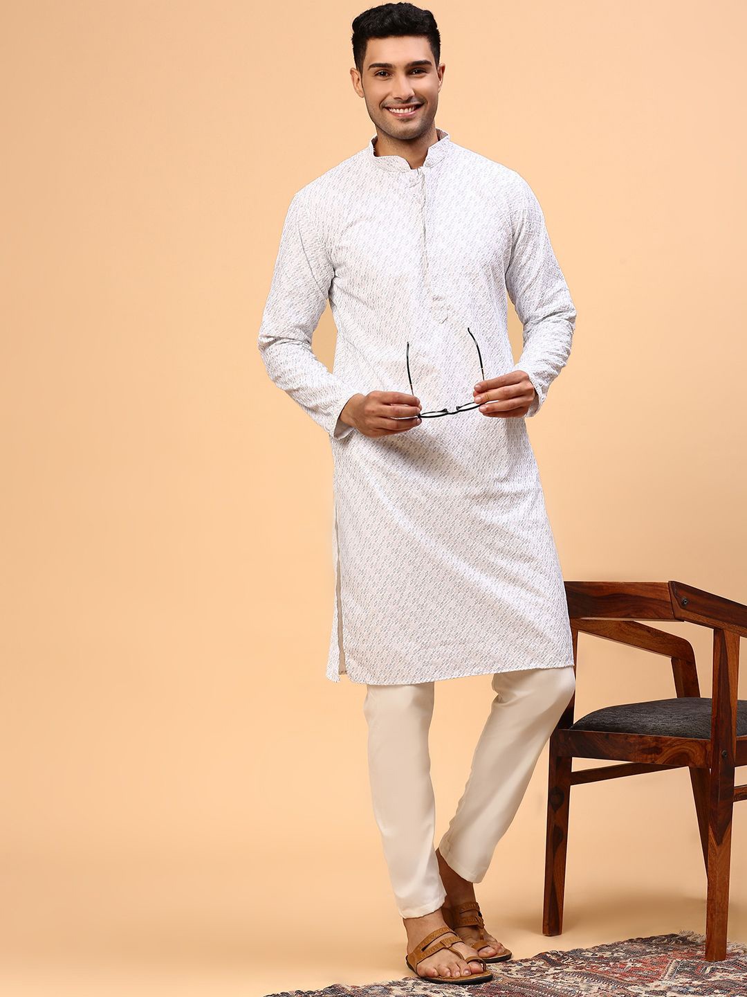 

CS EL Woven Design Mandarin Collar Cotton Jacquard Straight Kurta, Grey