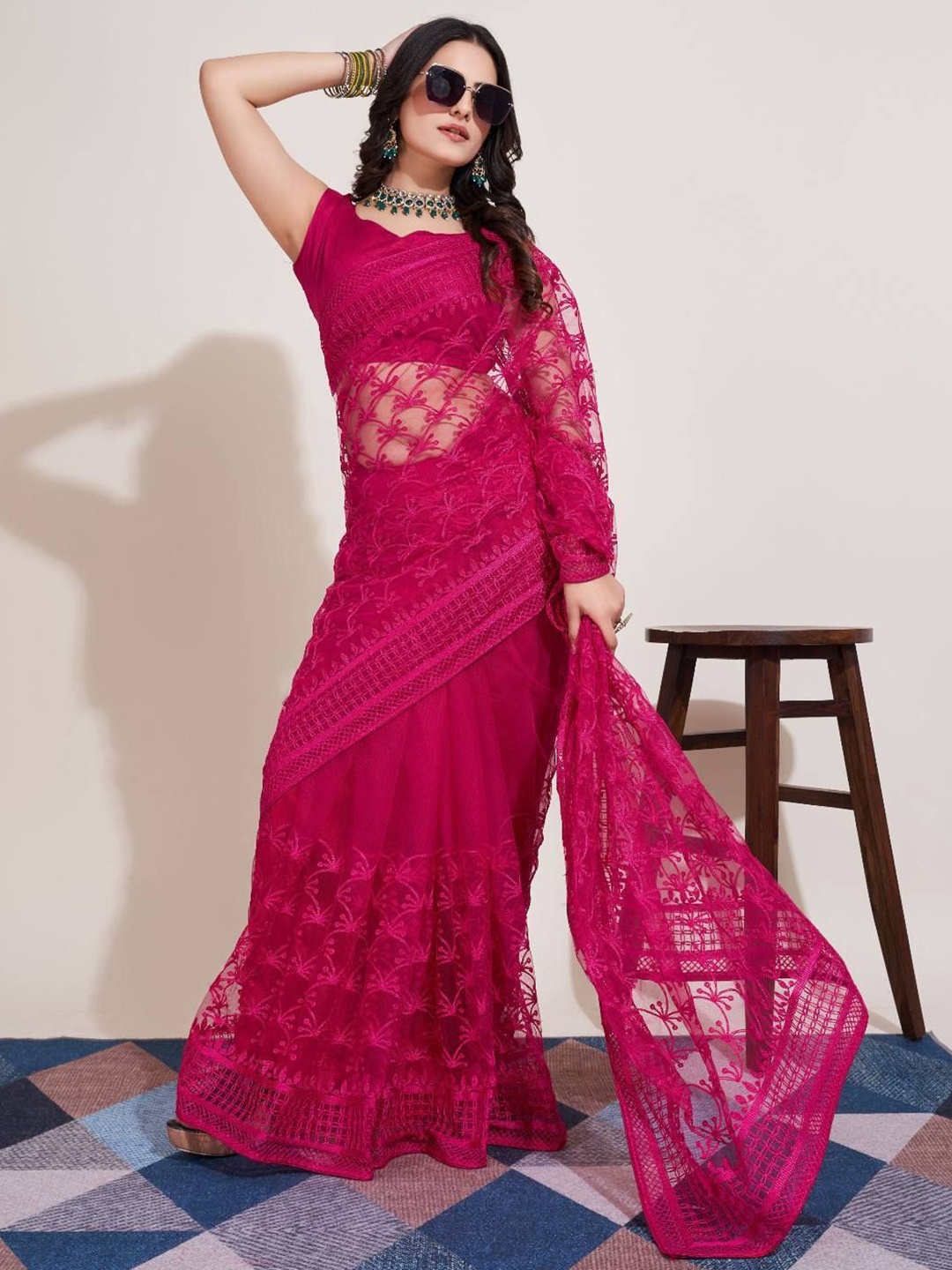

Aika Embroidered Net Saree, Pink