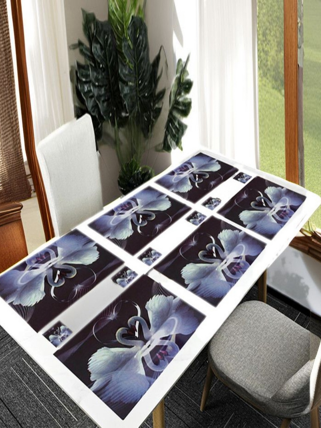 

REVEXO Black & White 12 Pieces Printed Table Placemats & Coasters