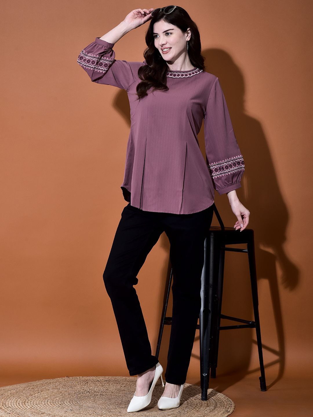 

FUTURO Women Round Neck Top, Lavender