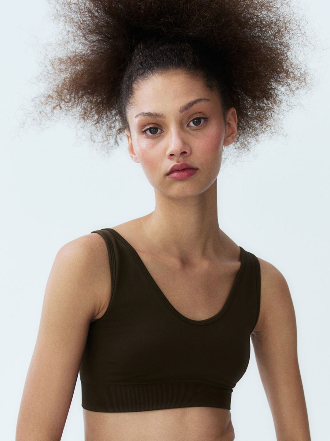 

H&M Seamless Light Support Sports Bra, Green