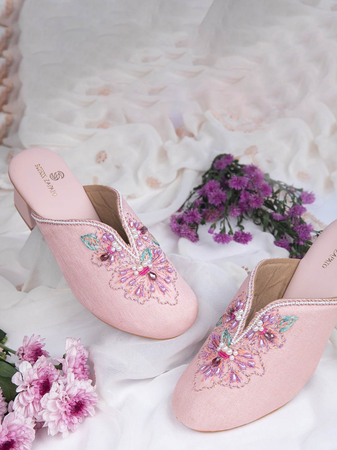 

Schon Zapato Women Embellished Wedge Heels, Pink