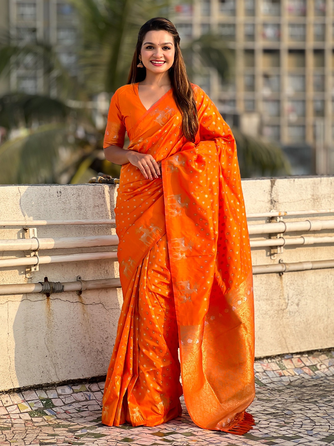 

Vintro Ethnic Motifs Zari Pure Silk Saree, Orange