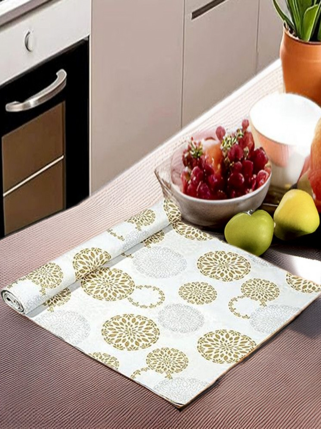 

REVEXO White Printed Water-Resistant Shelf Liner