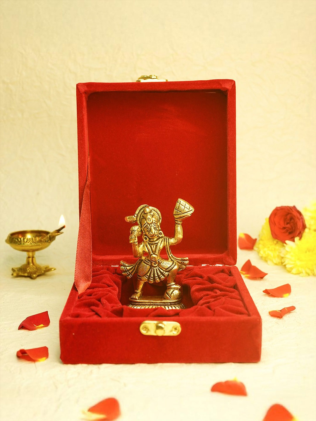 

Ekhasa Gold-Toned Hanuman Ji Murti Pure Brass Religious Idol Showpiece