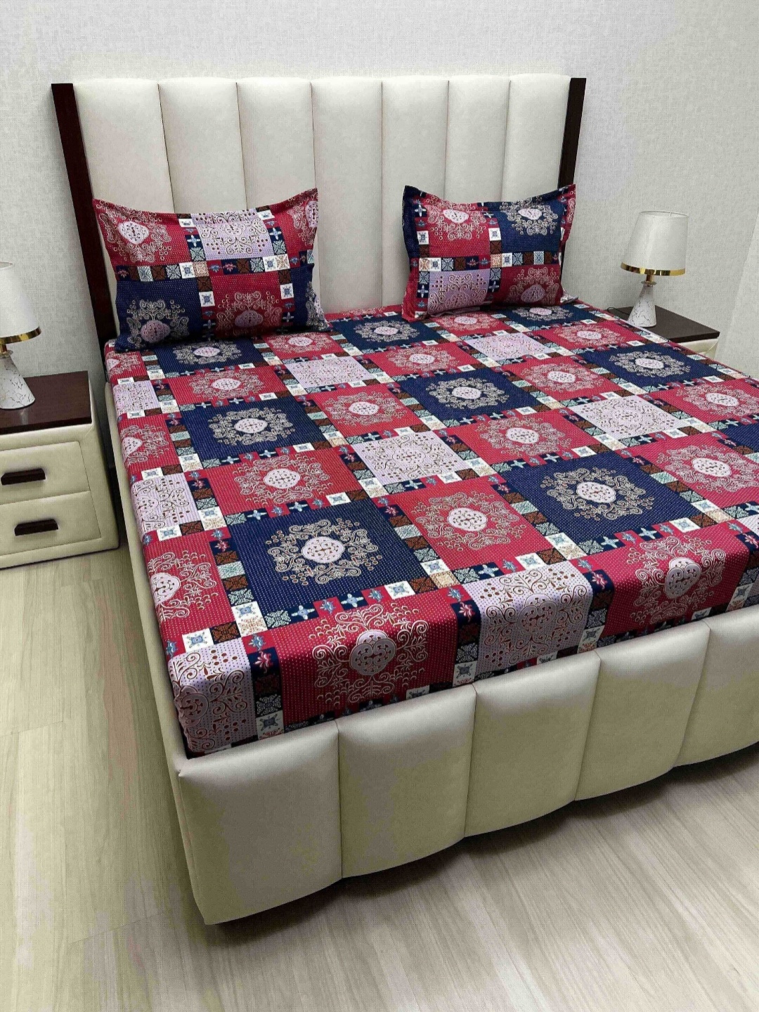 

Pure Decor Amulya Maroon Floral Printed Microfiber 230 TC Queen Bedsheet Set 2.28 x 2.54 m