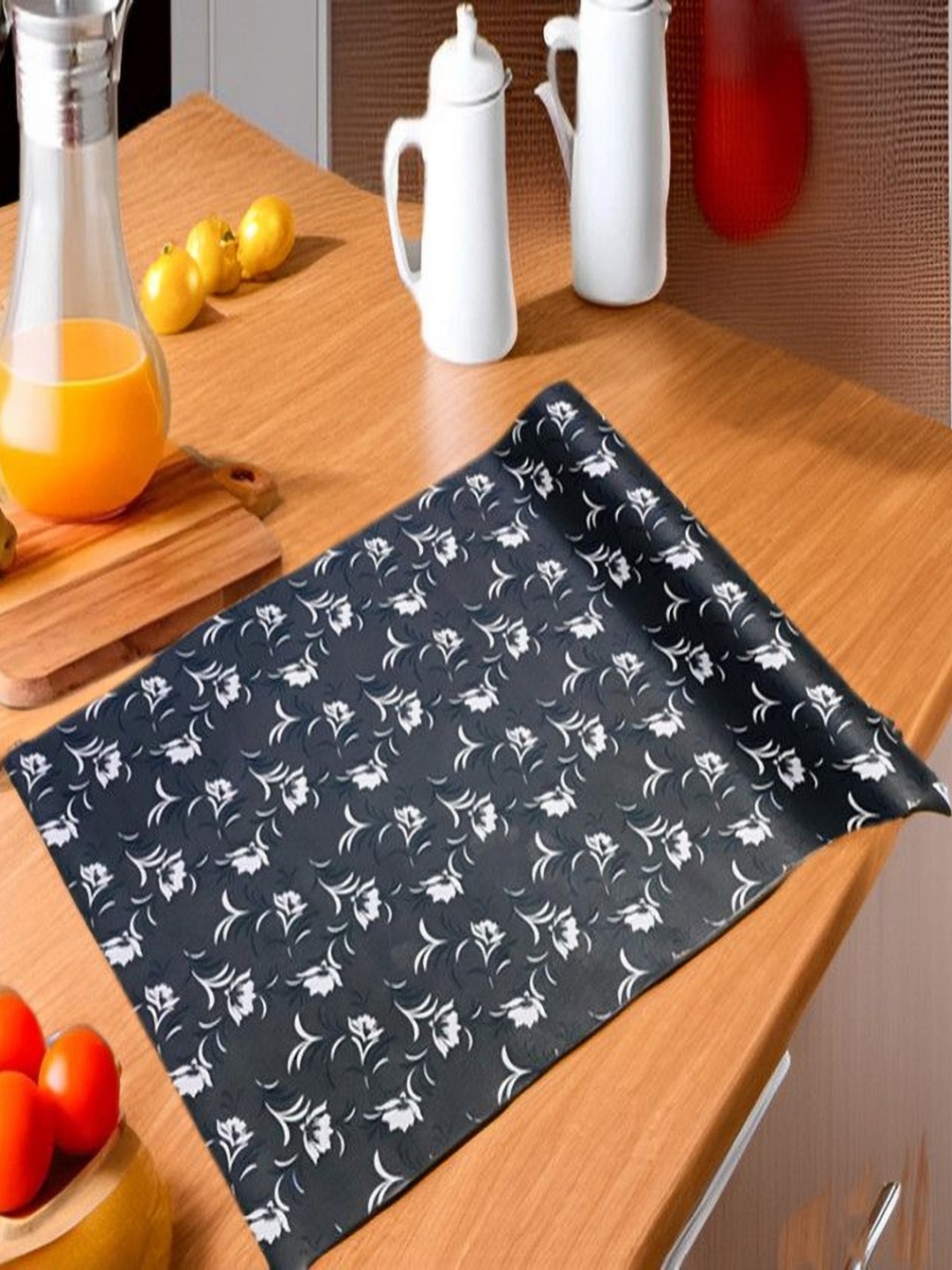 

REVEXO Grey Printed Water-Resistant Shelf Liner