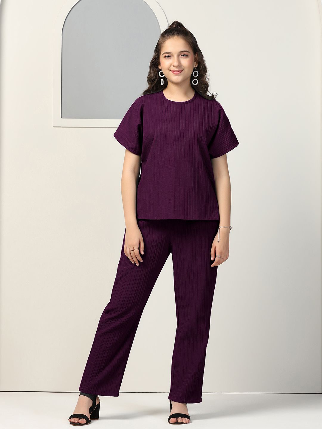 

YK Girls T-shirt with Trousers, Purple