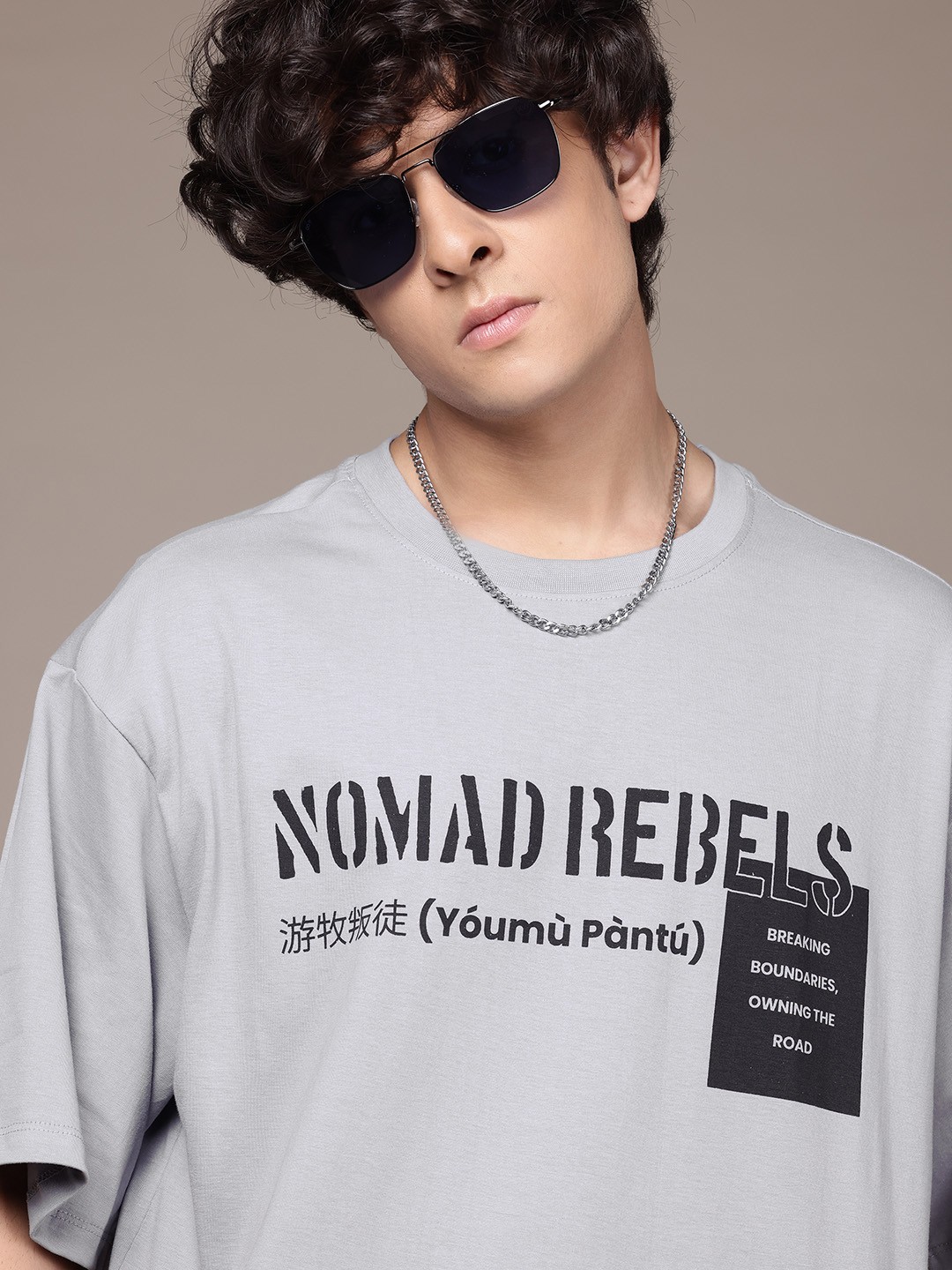 

The Roadster Lifestyle Co. Printed Drop-Shoulder Sleeves Pure Cotton Relaxed Fit T-Shirt, Grey
