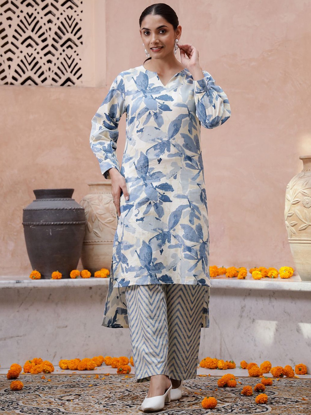 

Sangria Blue Floral Printed Notch Neck Pure Cotton Straight Kurta With Trousers