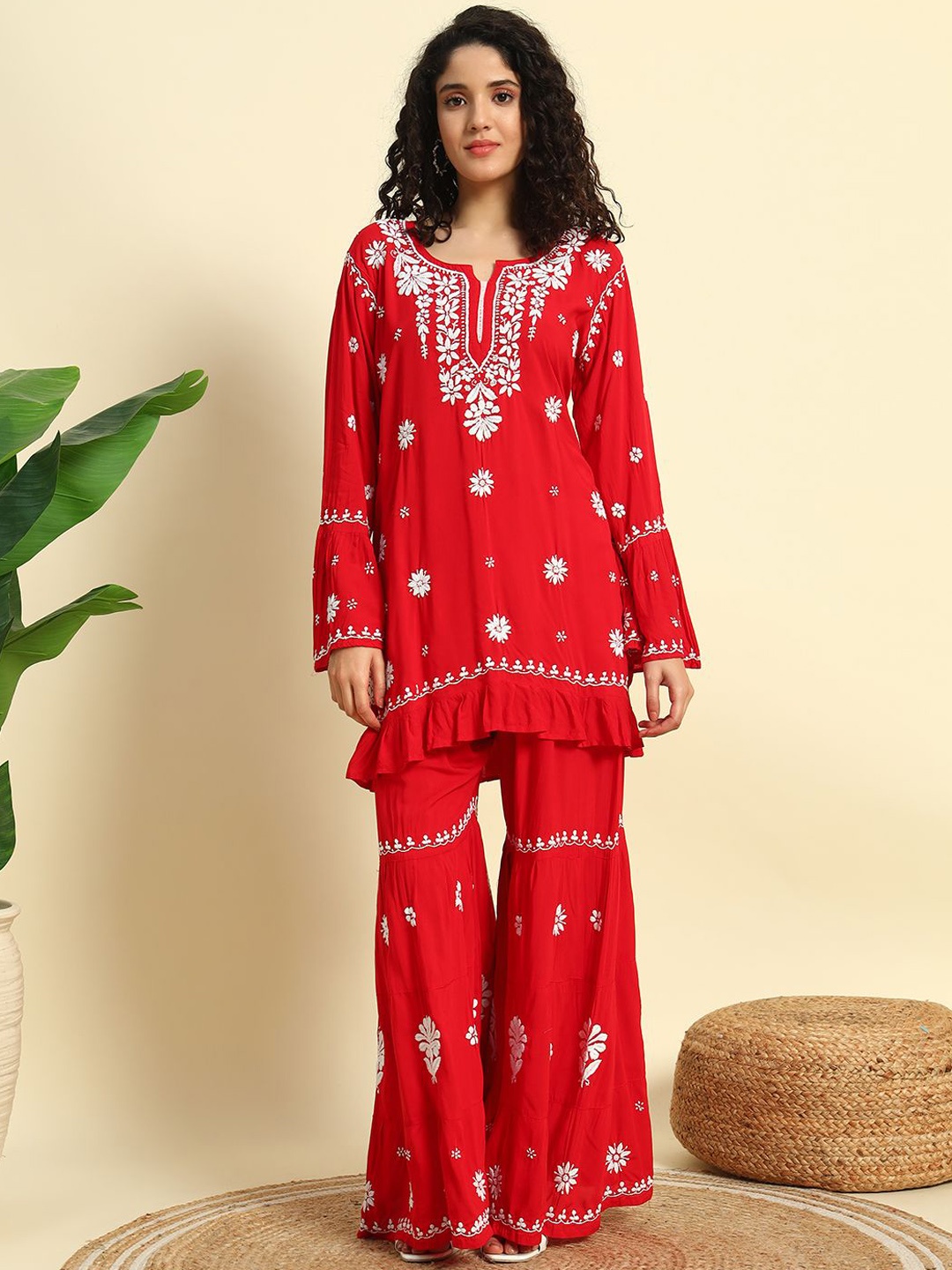 

Fashionable Floral Embroidered Chikankari Notch Neck Straight Kurta & Gharara, Red