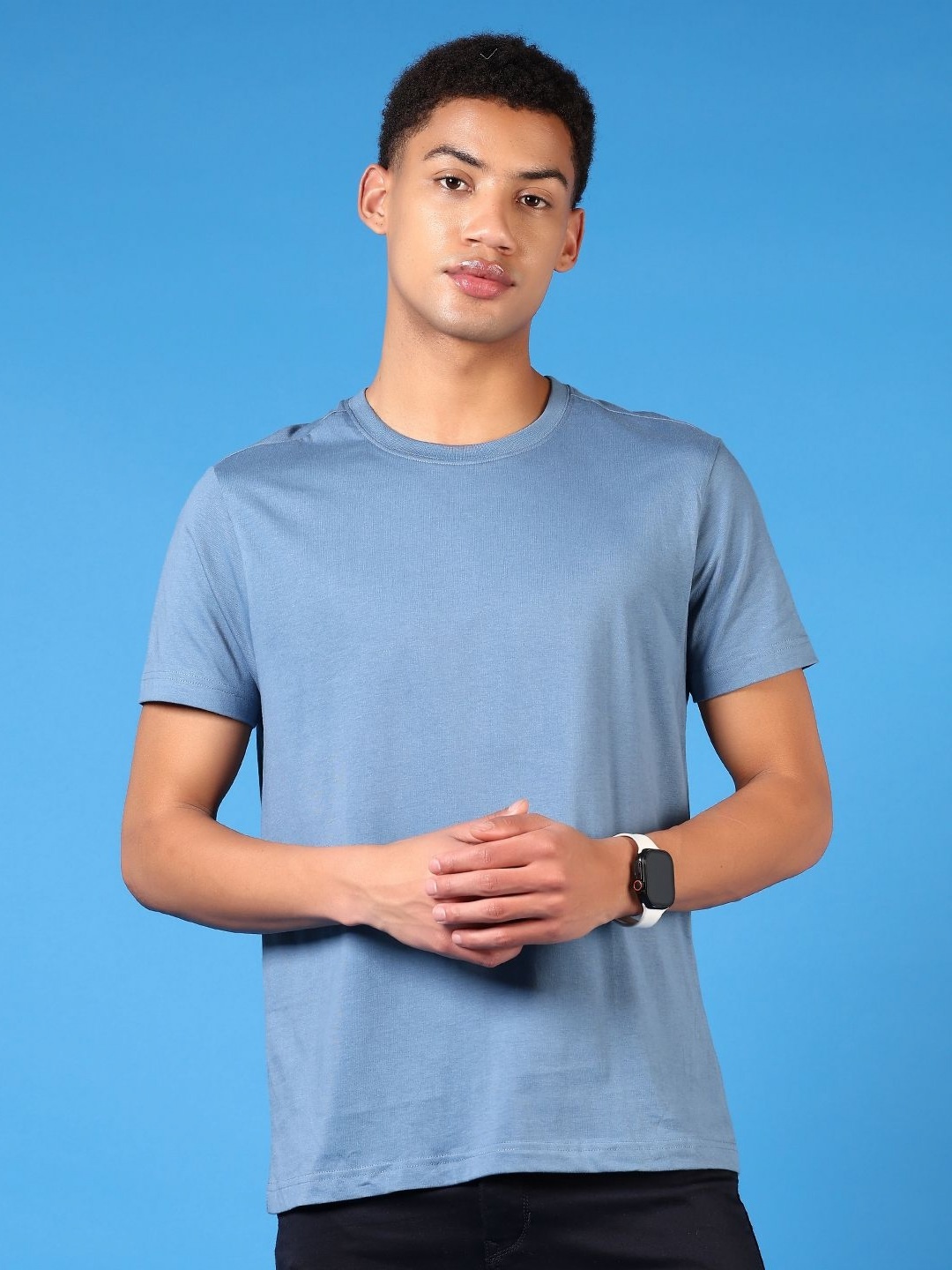 

V-Mart Men Solid Round Neck Cotton T-shirt, Blue