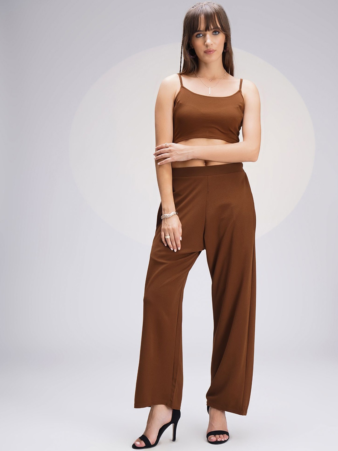 

Chemistry Lapel Collar Sleeveless Top & Trouser With Blazer Co-Ord Set, Coffee brown