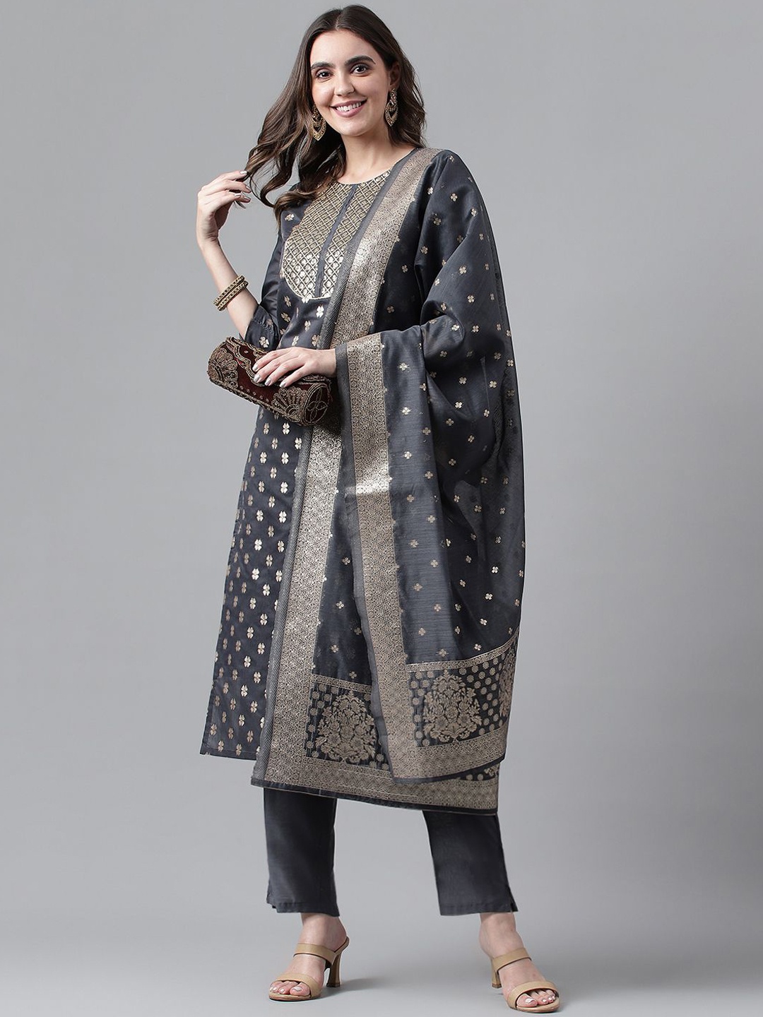 

DIVASTRI Floral Embroidered Sequinned Chanderi Silk Kurta With Trousers & Dupatta, Grey