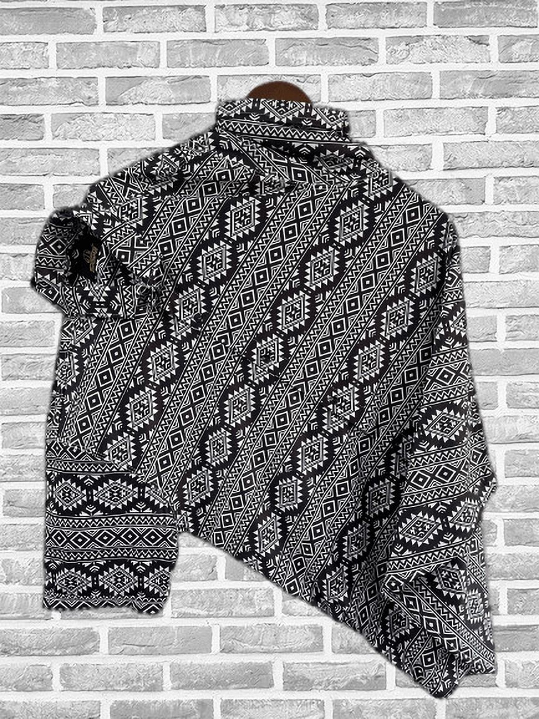 

iCome Men Spread Collar Geometric Printed Cotton Linen Casual Shirt, Black