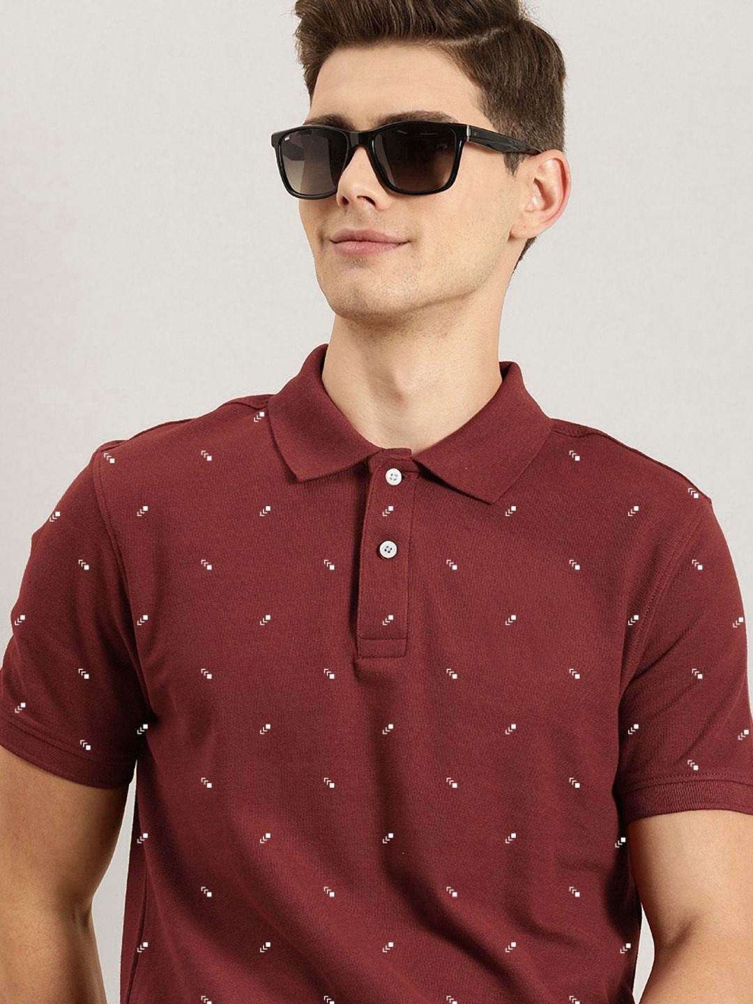 

MERRIMENT Men Geometric Printed Polo Collar Cotton T-shirt, Maroon