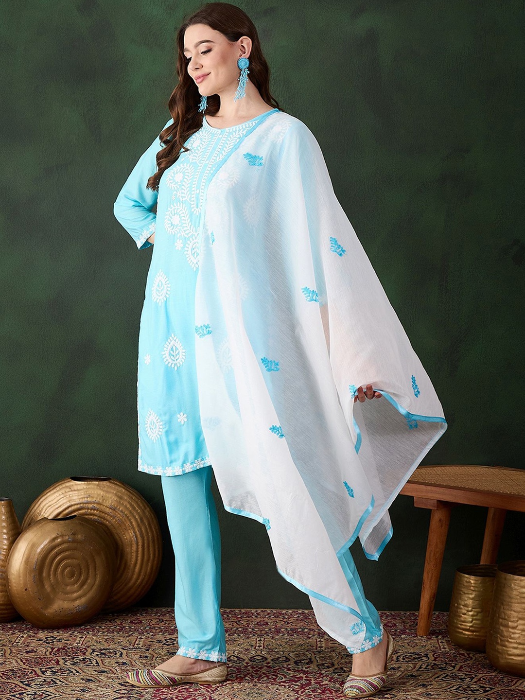 

HERE&NOW Floral Embroidered Straight Thread Work Kurta With Salwar And Dupatta, Blue