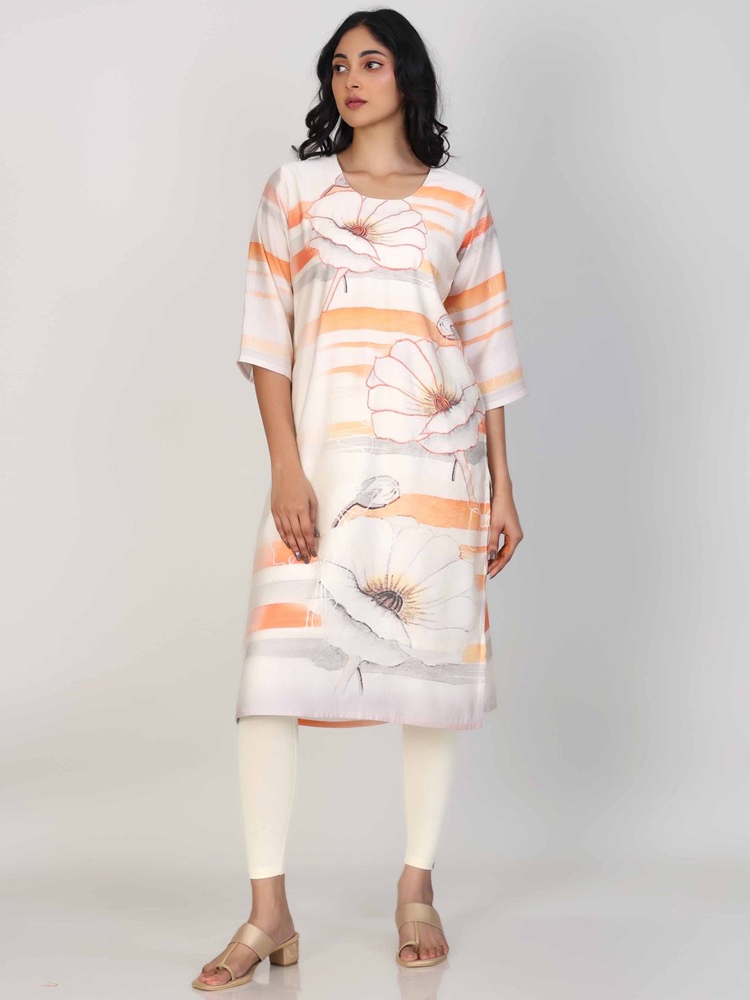 

Hassu's Floral Printed Round Neck Straight Kurta, White