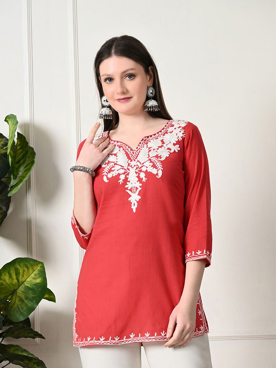 

KALINI Ethnic Motifs Yoke Design Thread Work Pure Cotton Thread Work Kurti, Rose