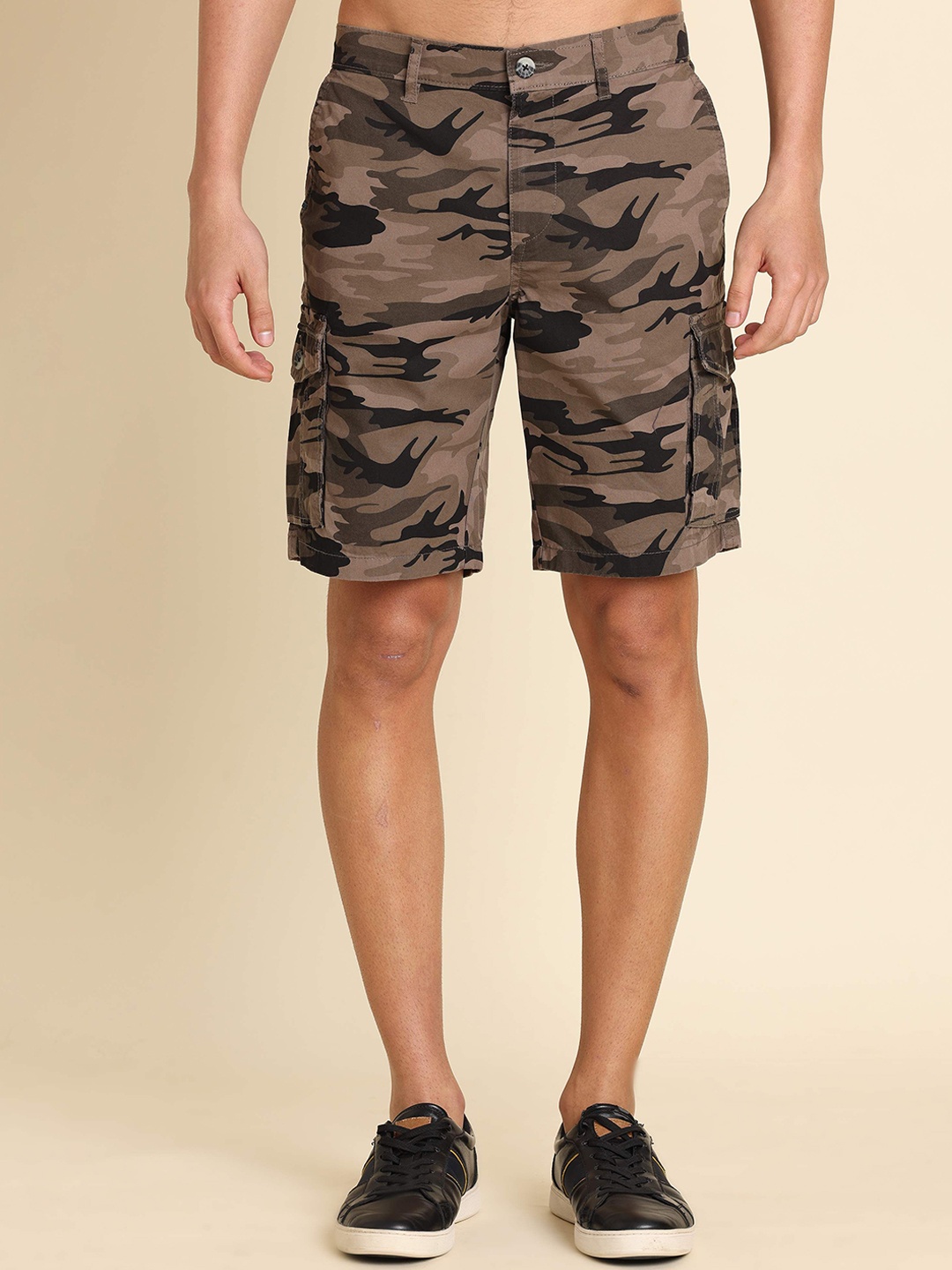 

RIGS AND RAGS Men Camouflage Printed Cargo Shorts, Brown