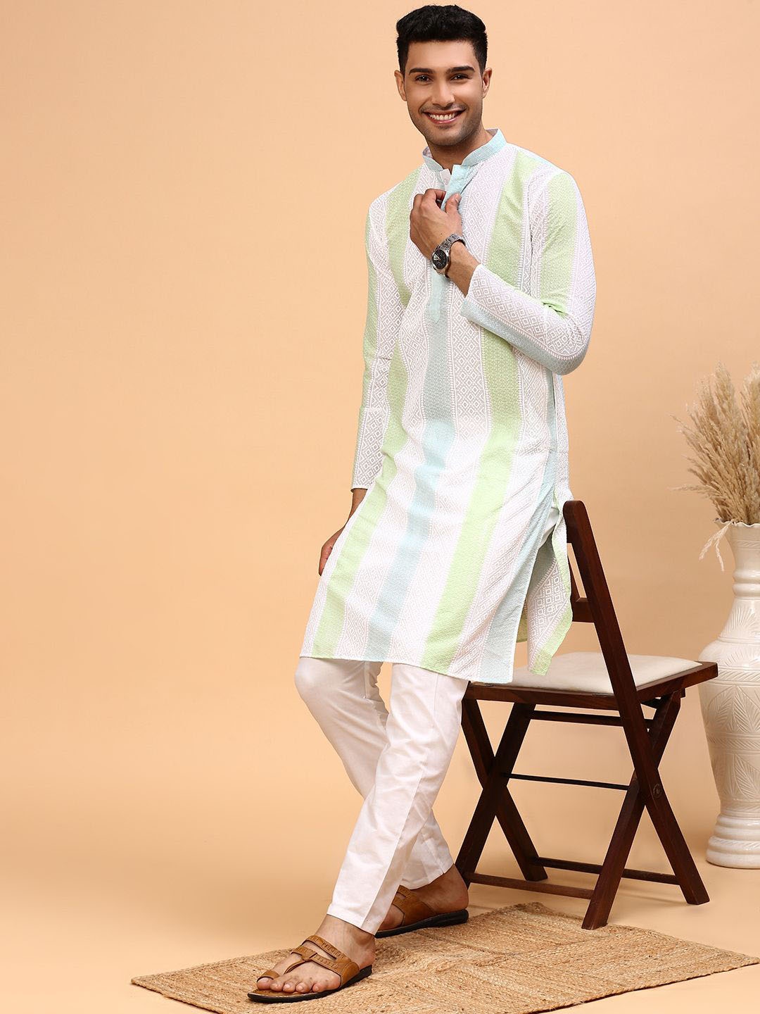 

CS EL Men Striped Pure Cotton Mandarin Collar Straight Kurta, White