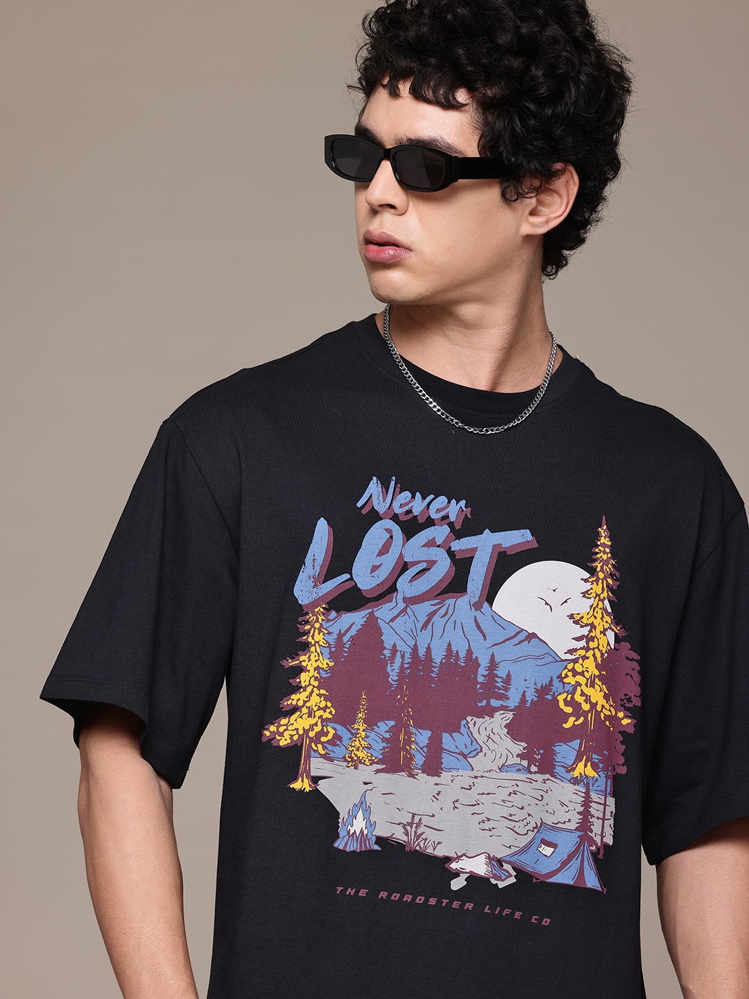 

Roadster The Lifestyle Co Printed Drop-Shoulder Sleeves Pure Cotton T-shirt, Black