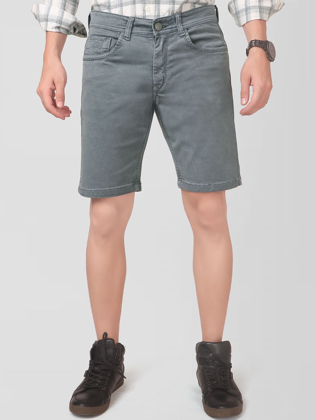 

TCI Men Regular Fit Mid-Rise Denim Shorts, Grey
