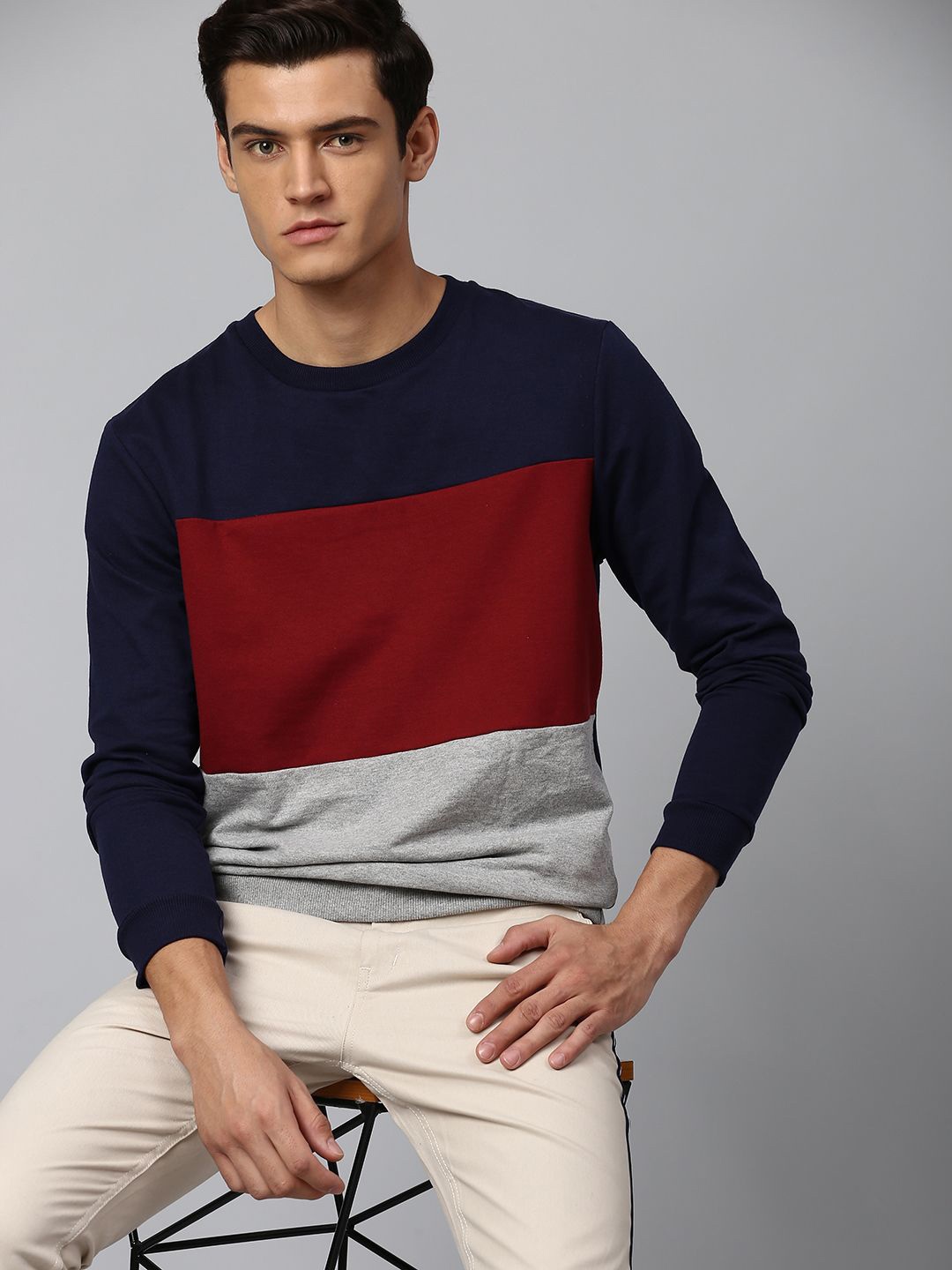 

Dennis Lingo Men Colourblocked Sweatshirt, Navy blue