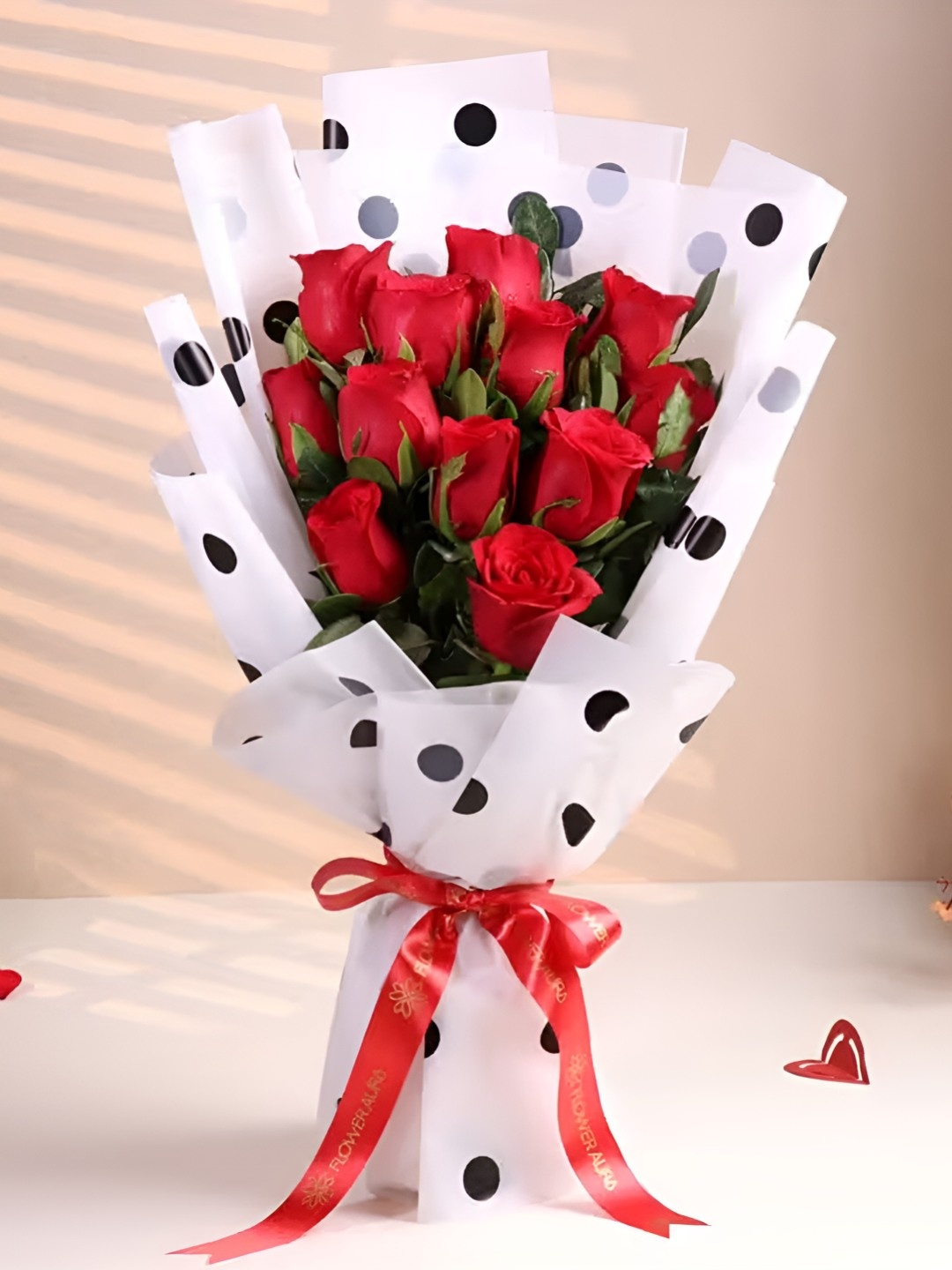 

Floweraura 12Pieces Fresh Live Flower Bouquet Roses, Red