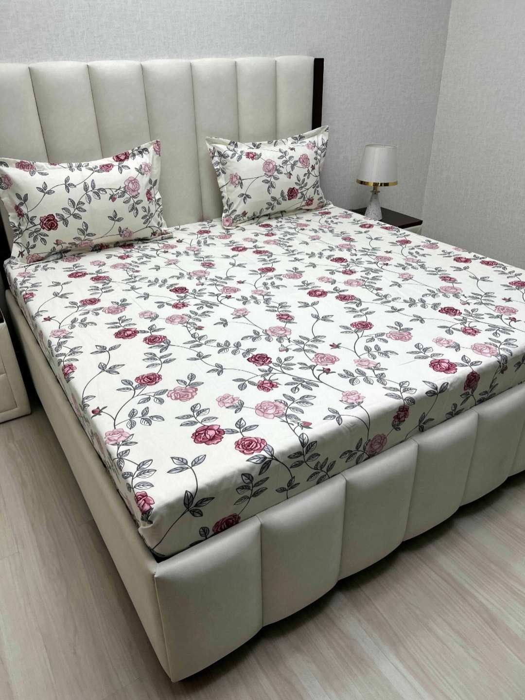 

Pure Decor White & Pink Floral 350 TC Queen Microfiber Bedsheet Set 2.28 m x 2.54 m