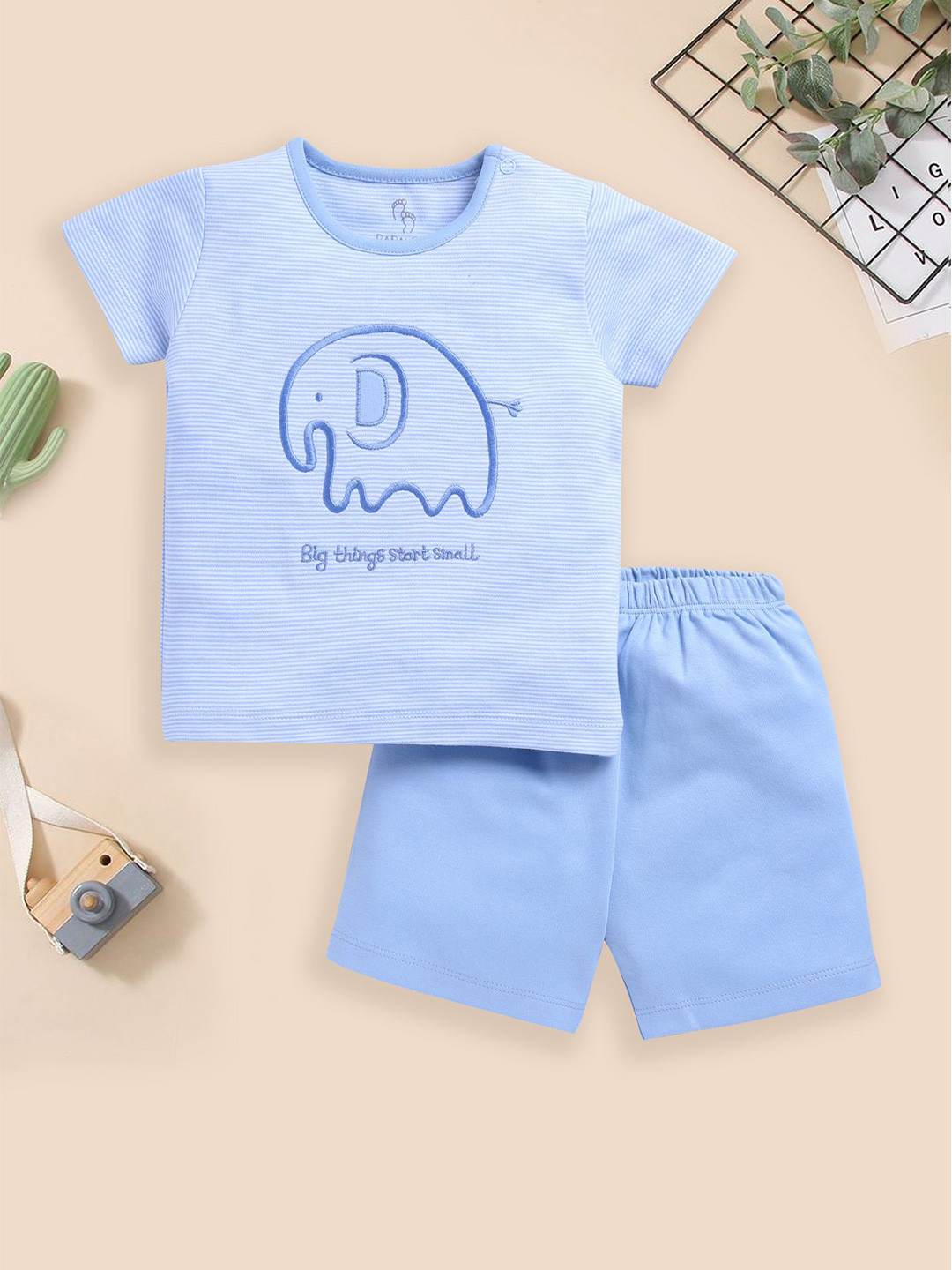 

BABY GO Boys Embroidered T-shirt With Shorts, Blue