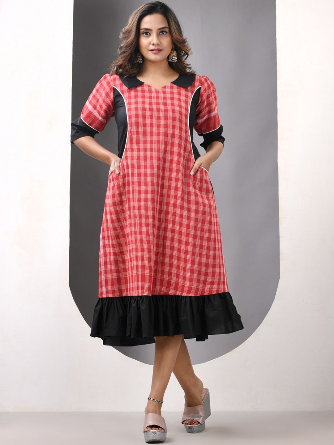 

Charukriti Checked Cotton A-line Ethnic Dress, Red