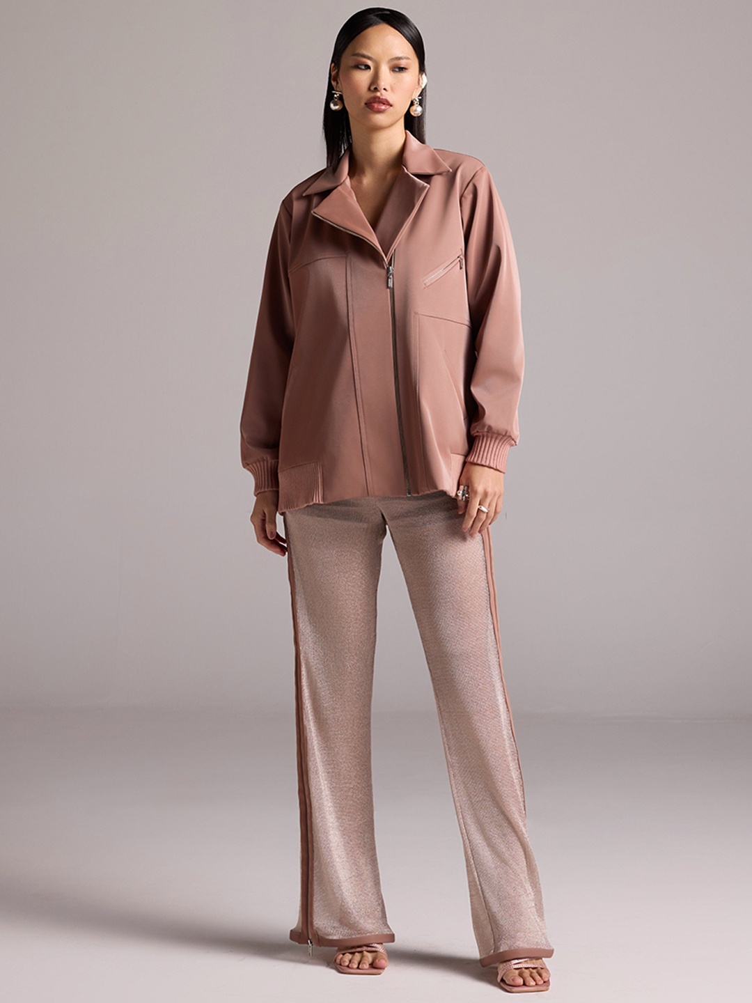 

The Dapper Lady Women Regular Fit Trousers, Rose gold