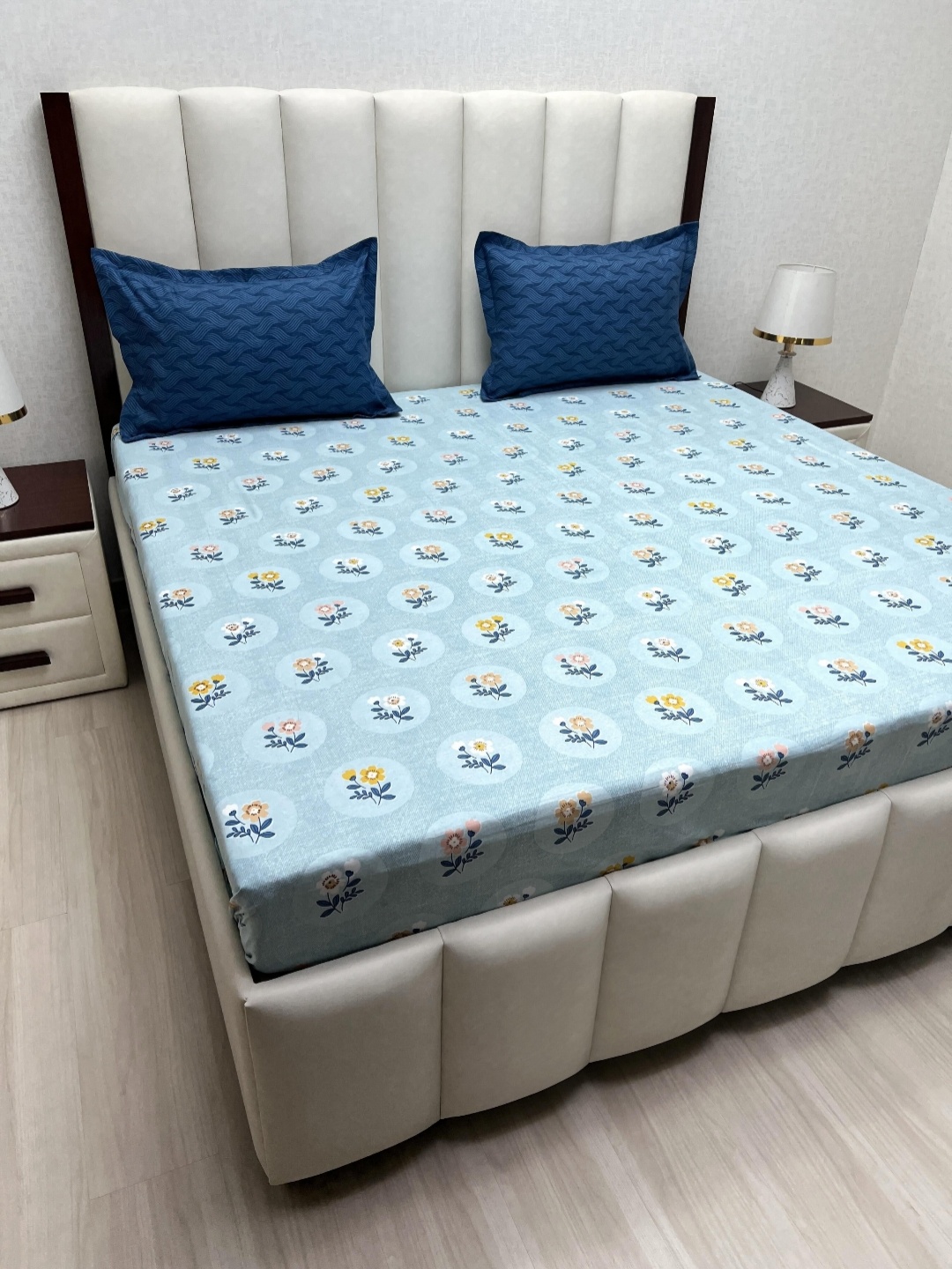 

Pure Decor Blue & Mustard Printed Microfiber 240 TC King Bedsheet Set 2.74 m x 2.74m